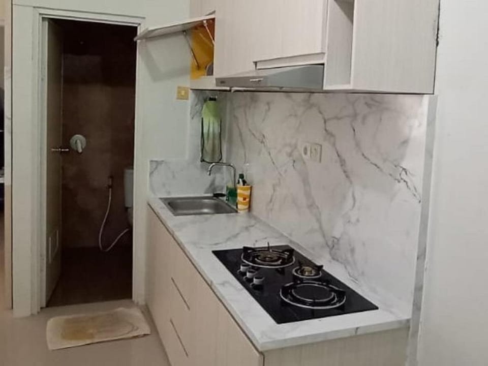 EXPRESS O 91293 House Hotel in East Java