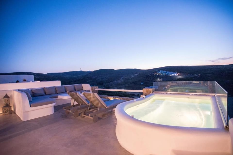 Merchia Bay Villas - Villa with outdoor jacuzzi Apartment in Mykonos, Mikonos 846 00, Greece