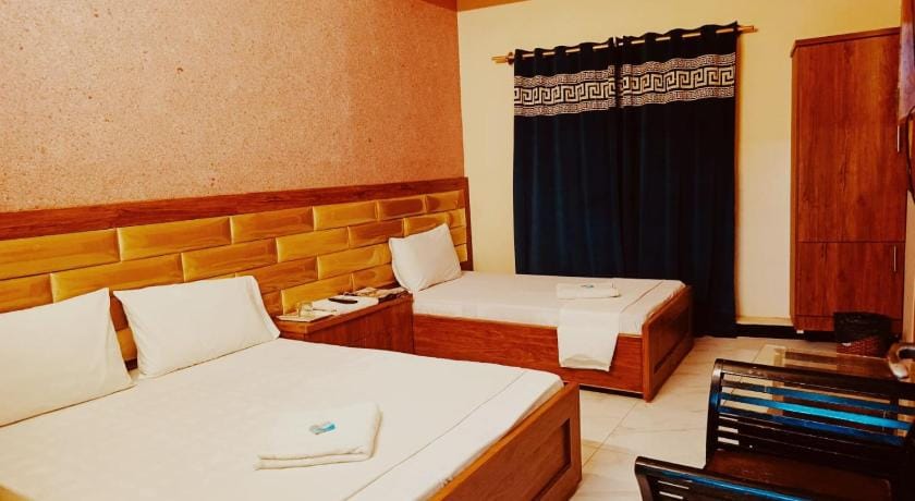 Karachi Airport Guest House Bed and Breakfast in Karachi