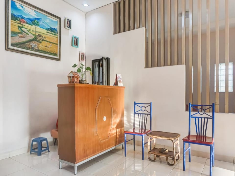 OYO 91316 Hh Guest House Makassar Hotel in Indonesia