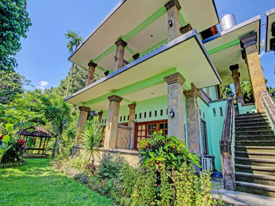 Collection O 91319 Bokashi Lodge Hotel in Bali