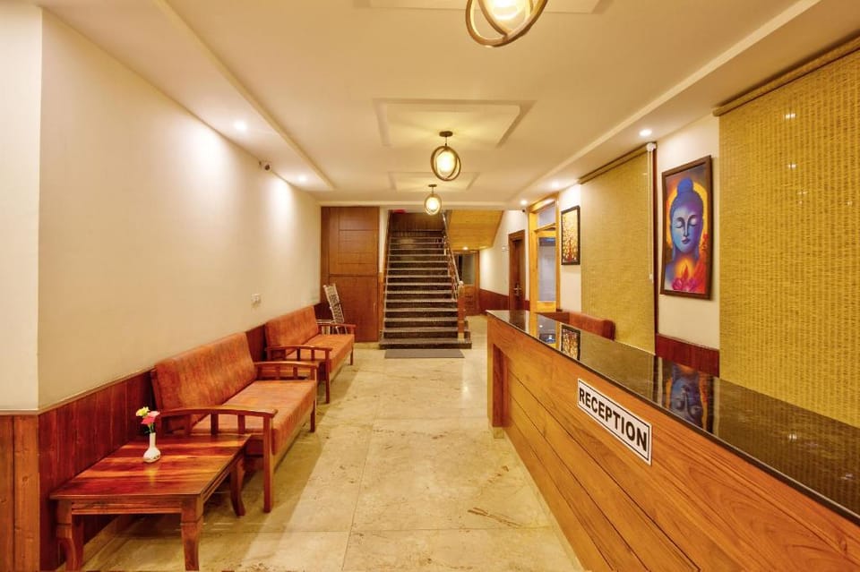 The Husky Lodge And Café Hotel in Himachal Pradesh