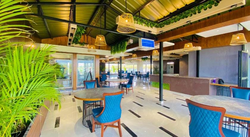 Aura Rooms Hotel in Dehradun