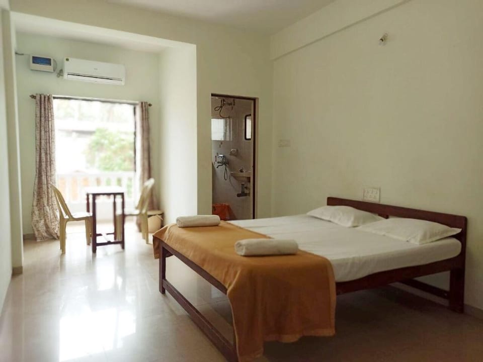 Rest Inn Beach Guest House Hotel in Goa, India