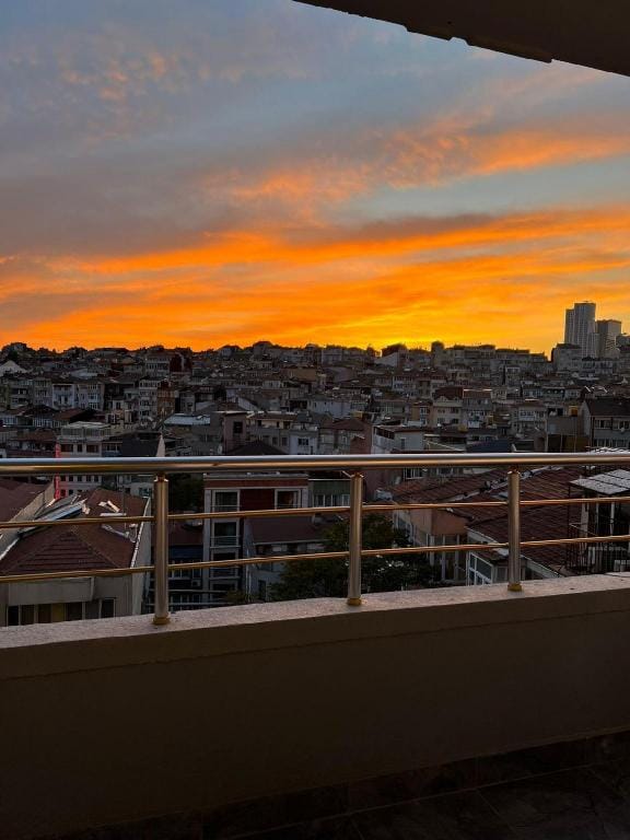 Istanbul Suites Residance Super Lux 2+1/B Vacation rental in Istanbul
