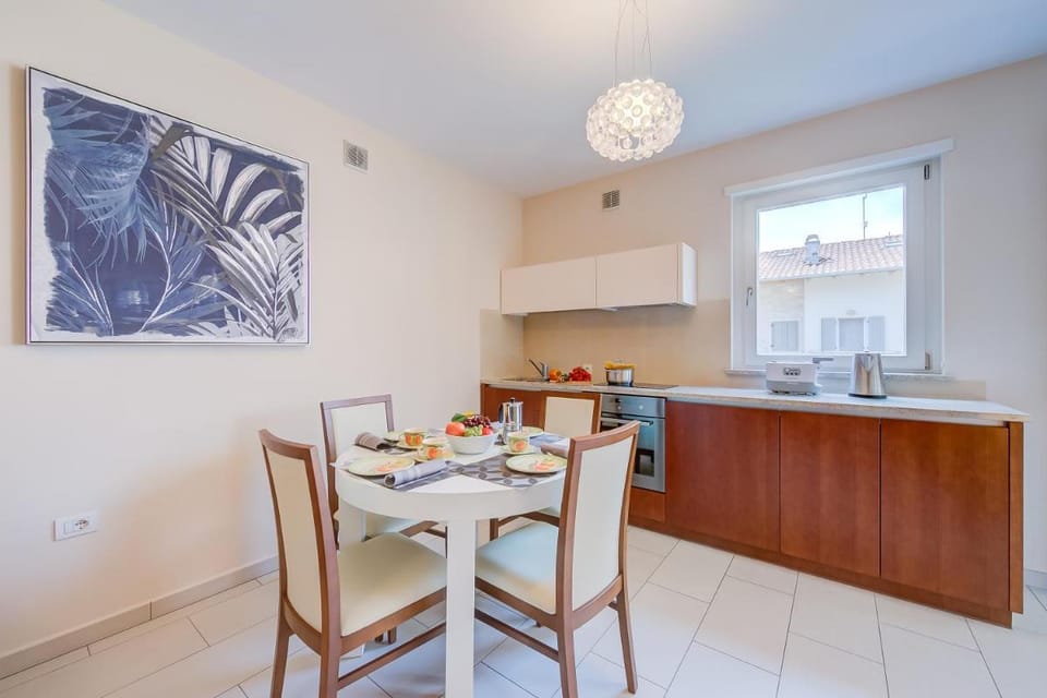 Casa Margherita Few Minutes From Lake - Happy Rentals Apartment in Riva del Garda