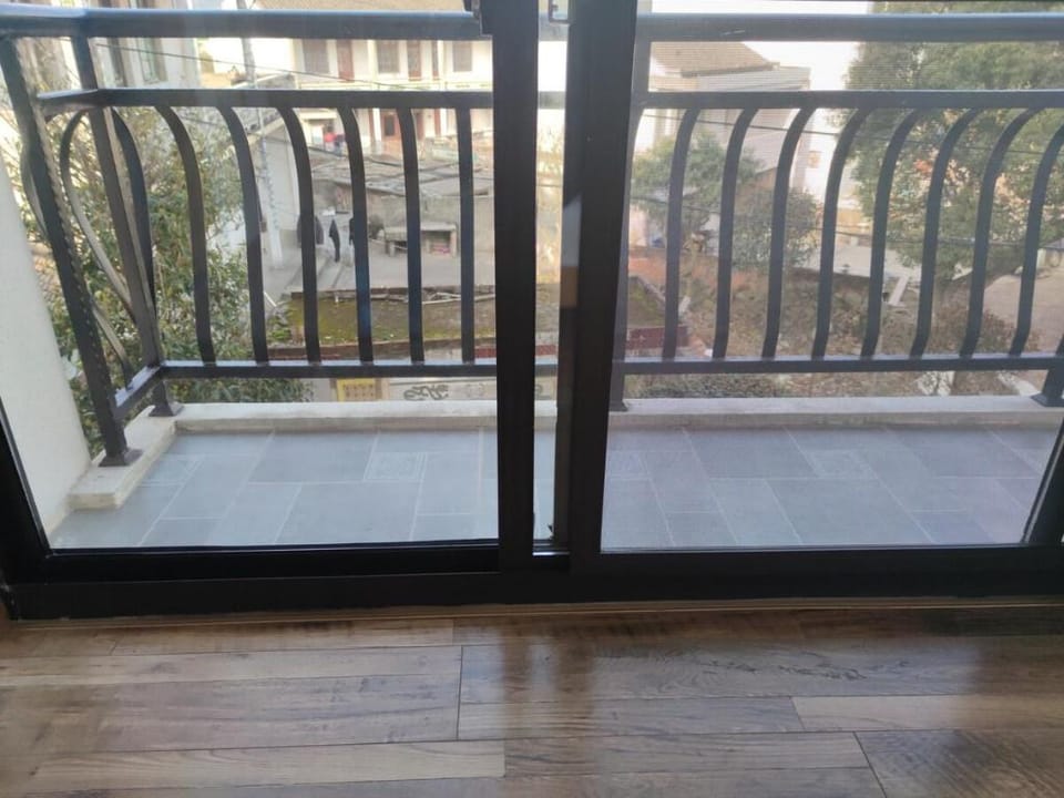 x海边泳池民宿（k歌，游泳，海鲜，棋牌，烧烤） Vacation rental in Zhejiang