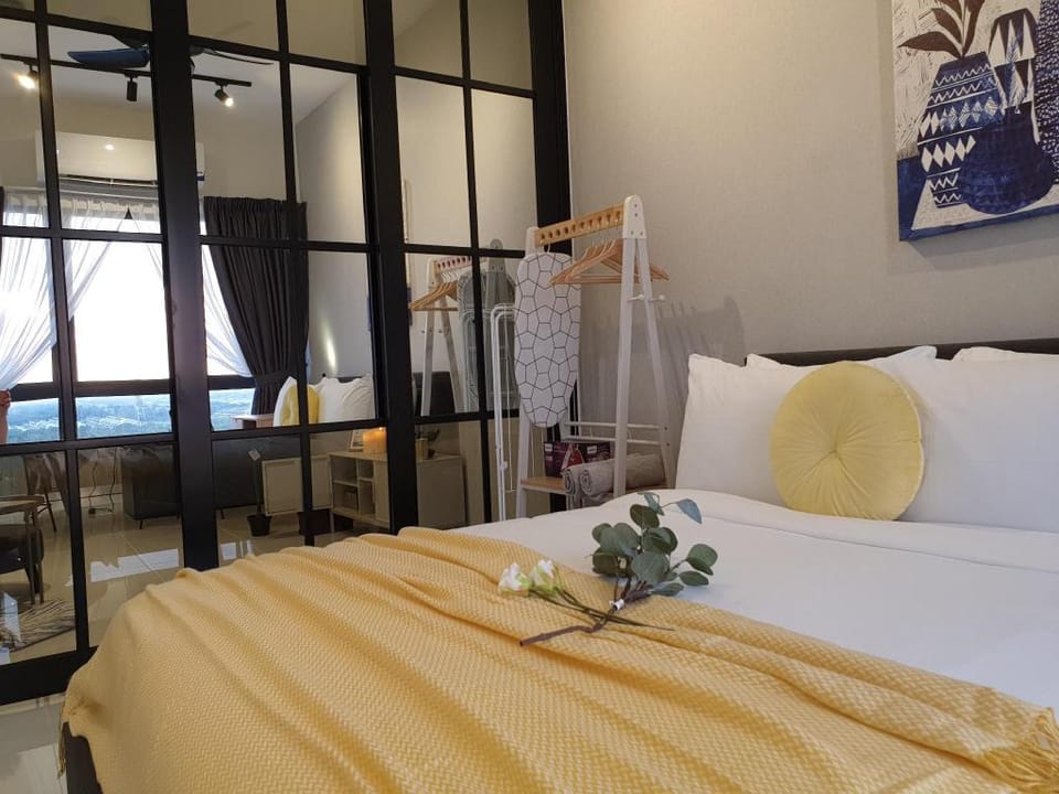 Glorybnb@CoreSoho Suites KLIA HomestayWifiNetflix  Apartment in Selangor, Malaysia