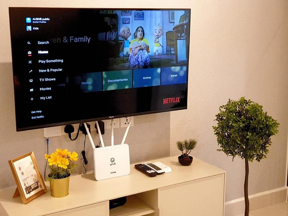 Glorybnb@CoreSoho Suites KLIA Cozy WifiNetflix WFH Apartment in Selangor, Malaysia
