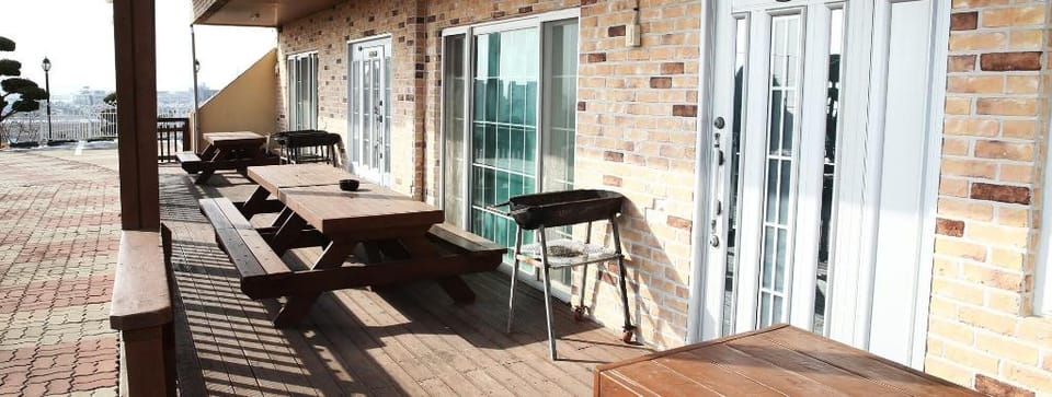 Hongseung namdanghill pension Bed and Breakfast in South Korea