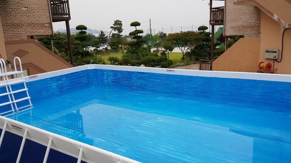 Hongseung namdanghill pension Bed and Breakfast in South Korea