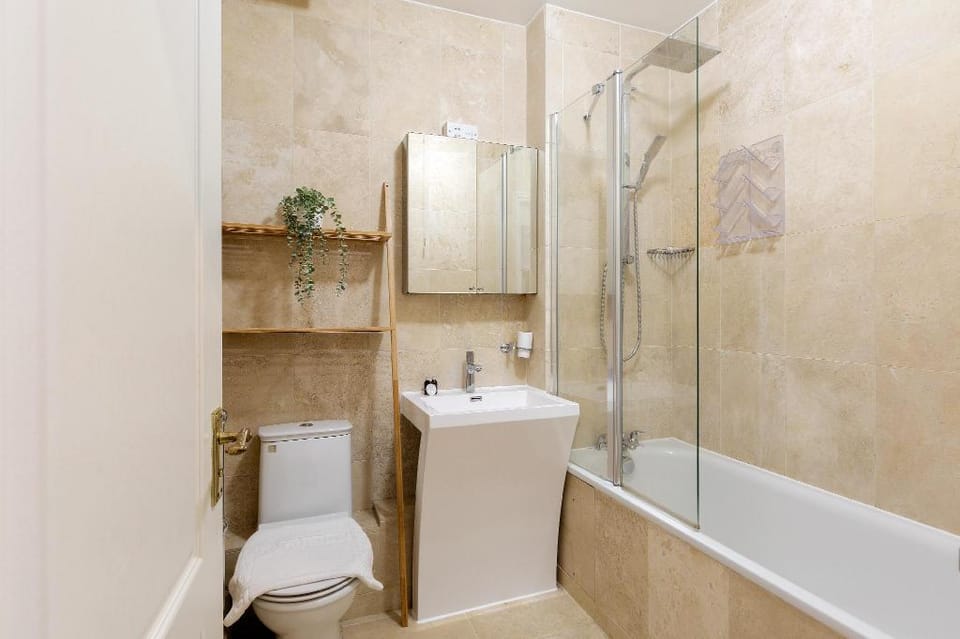 The Tower Bridge Apartment Apartment in London Borough of Southwark