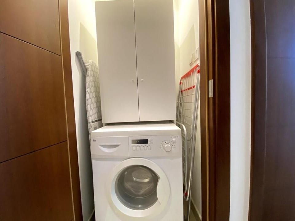 Lux BnB Standpoint Towers Burj & Fountain Views Apartment in Dubai