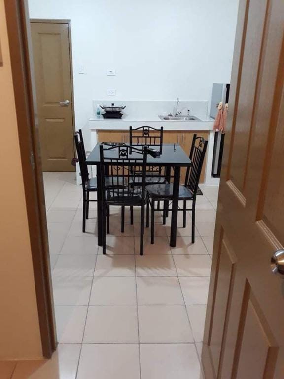 Downtown Davao City 2 BR Condo with pool & gym Apartment in Davao City