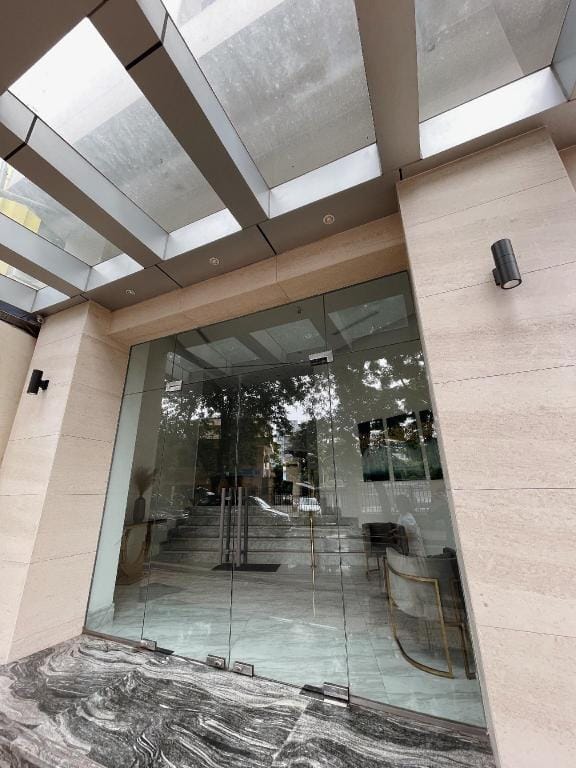 CLEAN SERVICED LAKE VIEW 2 BDR IDEAL FOR FAMILIES Apartment in Hanoi