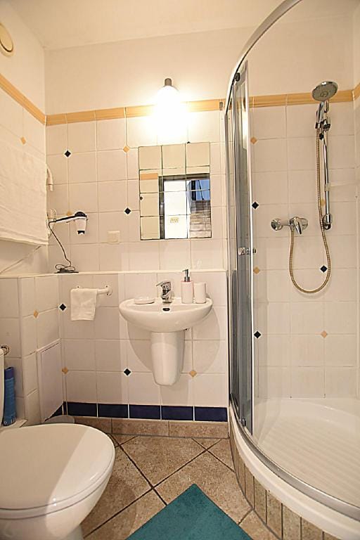 Mhost Bronowice - Room nr 2 Apartment in Krakow