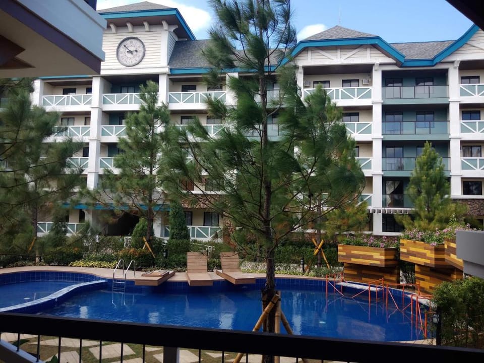 Pine Suites Tagaytay Board/Retro Games Unit Apartment in Tagaytay