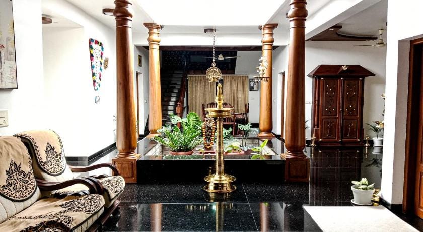 Vaiga Homes - Vembanadu Lakeview Retreat Hotel in Kochi