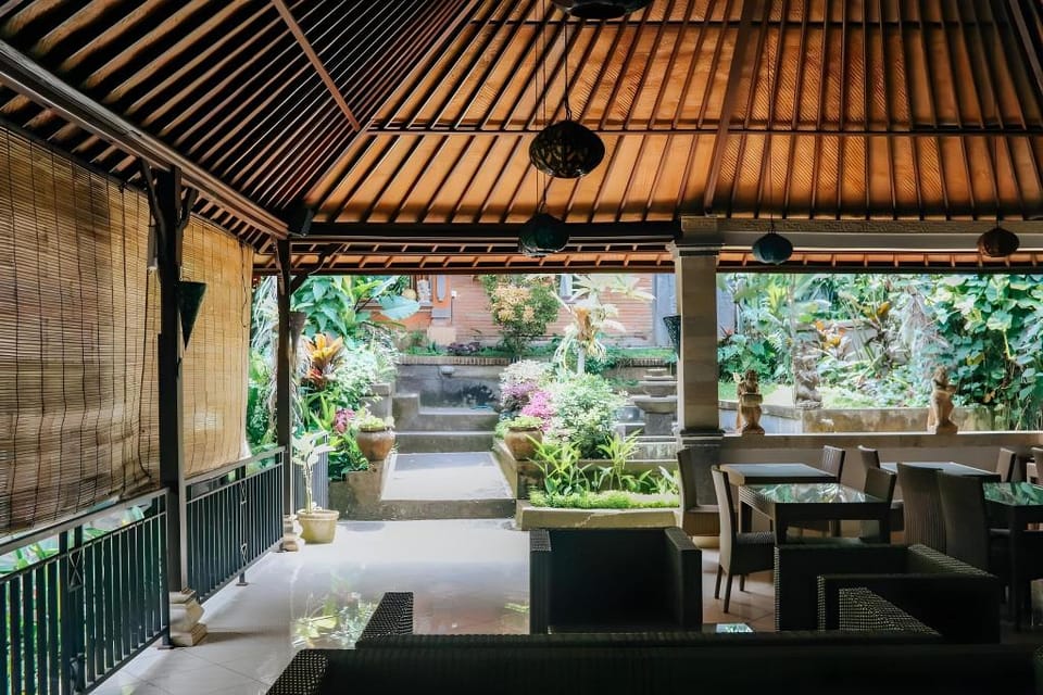 White House Ubud Hotel in Ubud