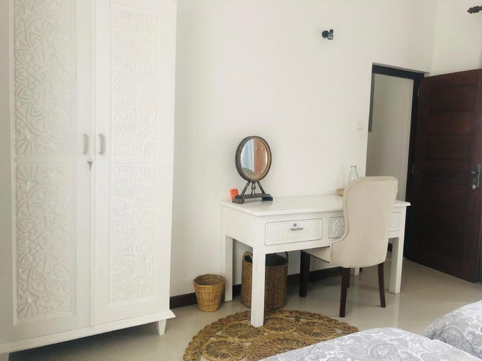 Villa mandala - Tranquil Home with a private pool Villa in Western Province