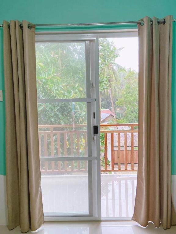 Time Homes/2F AC room7- tatami King bed Apartment in Panglao