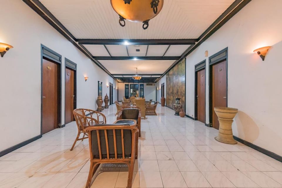 Urbanview Hotel Crown Tasikmalaya by RedDoorz Hotel in West Java