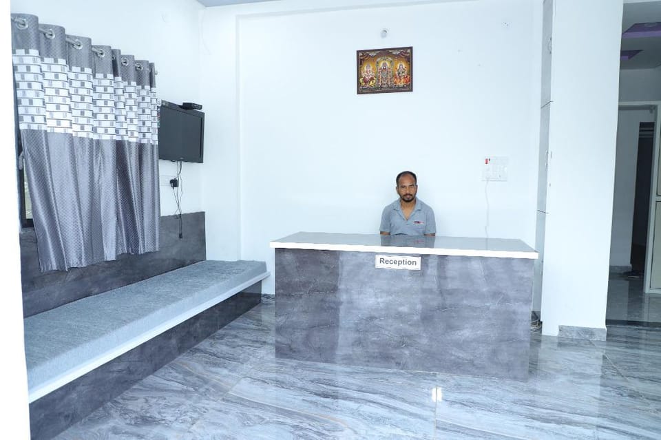 Shri Balaji Hotel And Lodging , Baramati Hotel in Karnataka