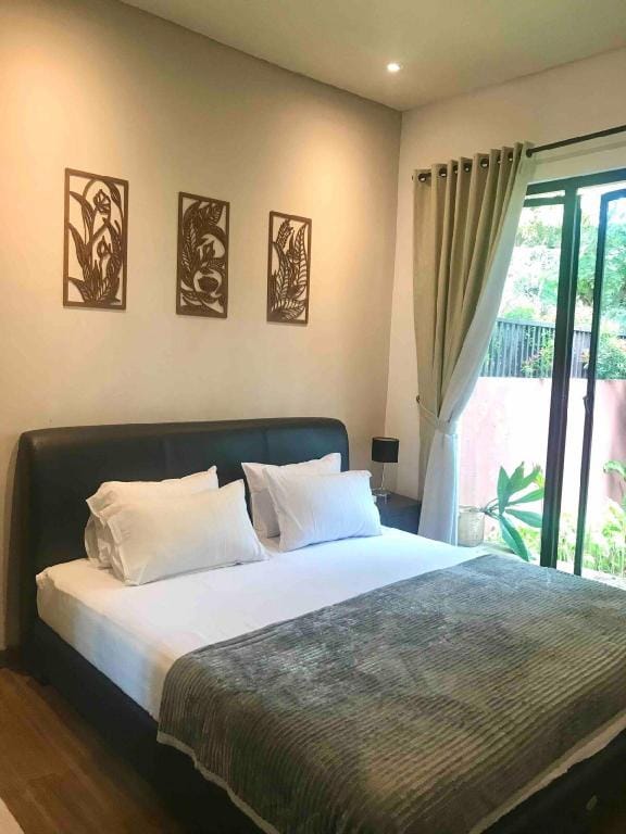 Beautiful Villa Private Pool Vimala Hills 4BR Villa in West Java