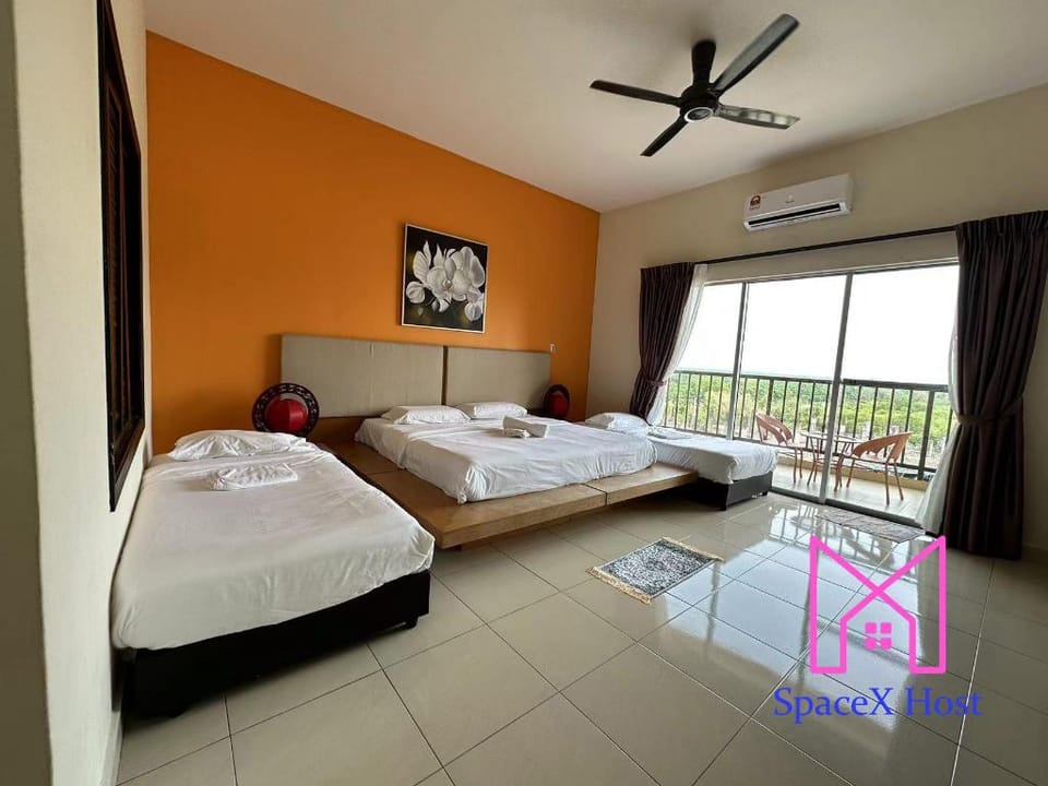 Chill Seaview suite at Gold Coast Morib Resort Apartment in Selangor, Malaysia