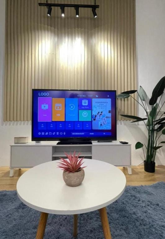 DeMUJI 4BR 10PAX 3Min to ECM KCM, Netflix  Vacation rental in Pahang, Malaysia