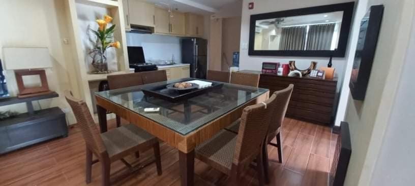 Pico De Loro 2BR Bed and Breakfast in Nasugbu