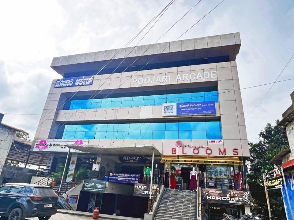 Tash Comforts Hotel in Karnataka