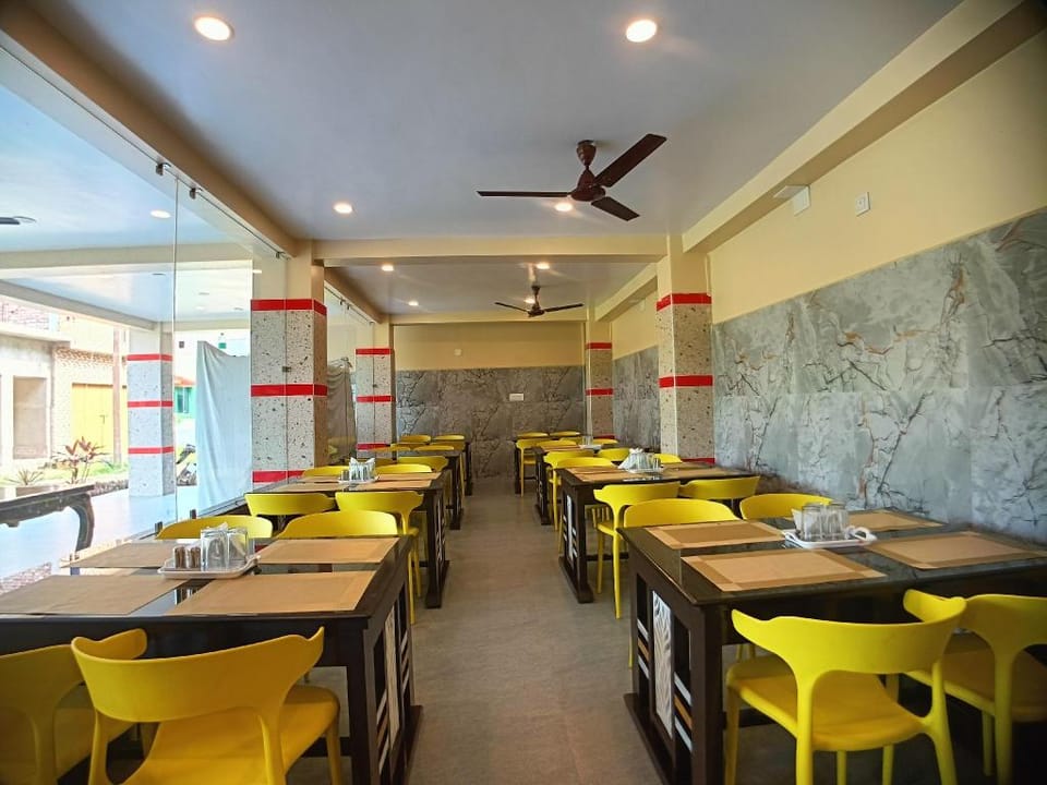 BLUESTONE HOTEL & RESTAURANT Hotel in West Bengal