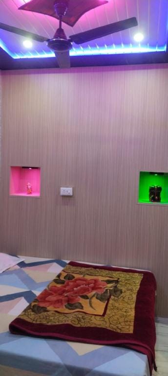 Indra Paying Guest House Bed and Breakfast in Varanasi