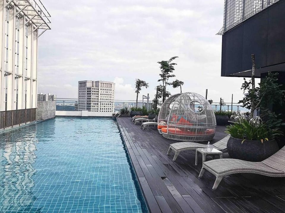 JB City 【Suasana 2BR】 Enchanting Getaway byⓗⓢ Vacation rental in Johor Bahru