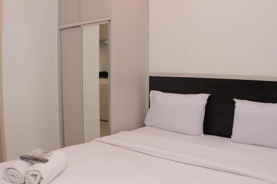 Cozy Living Studio Urbantown Karawang By Travelio Apartment in West Java