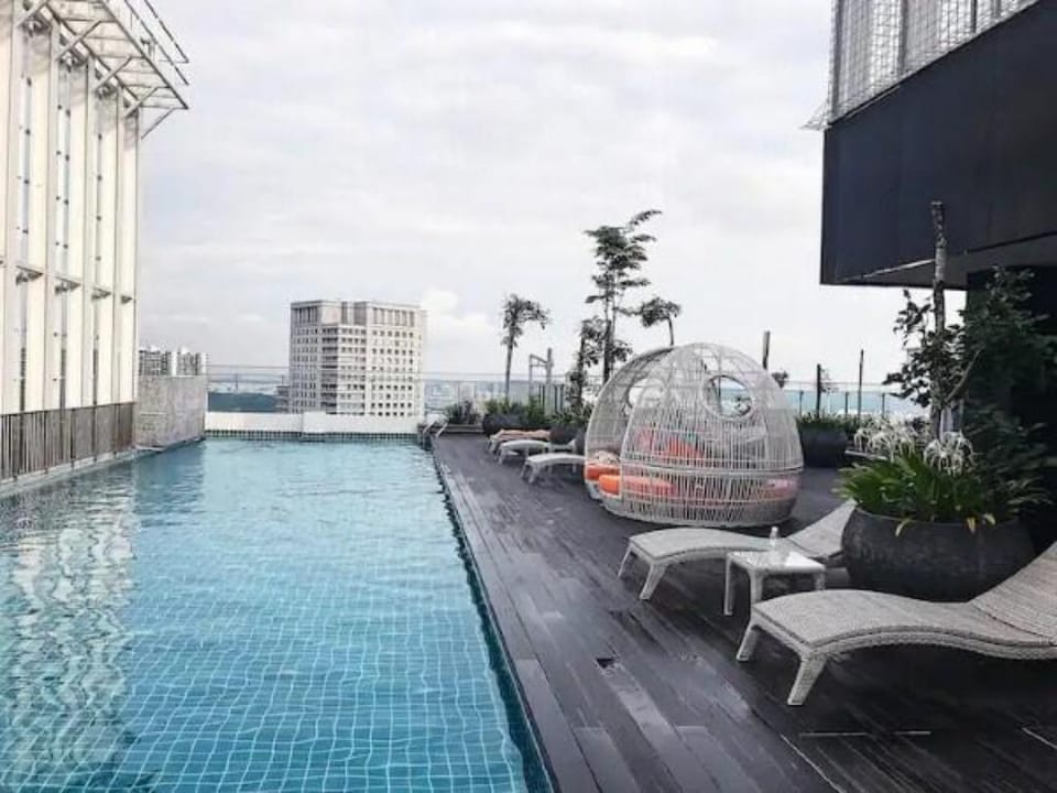 JB City Suasana【1BR Suite】 Melarancia Retreat byⓗⓢ Vacation rental in Johor Bahru