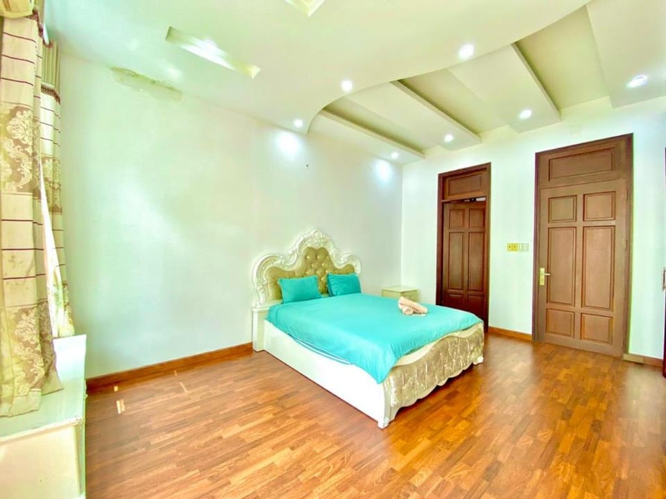 Gem Villa 15, large 8-bedroom villa, large swimming pool Villa in Ho Chi Minh City