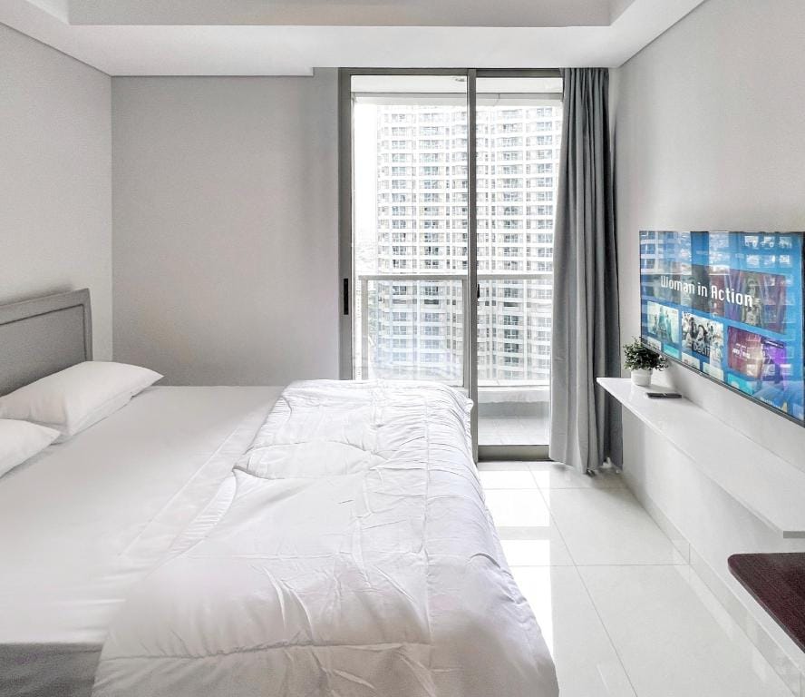 Cozy Studio at Taman Anggrek Apartment in Jakarta