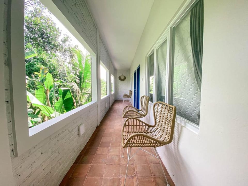 Ubu Villa Pulowatu 2 - Tropical Beach  Villa in Special Region of Yogyakarta