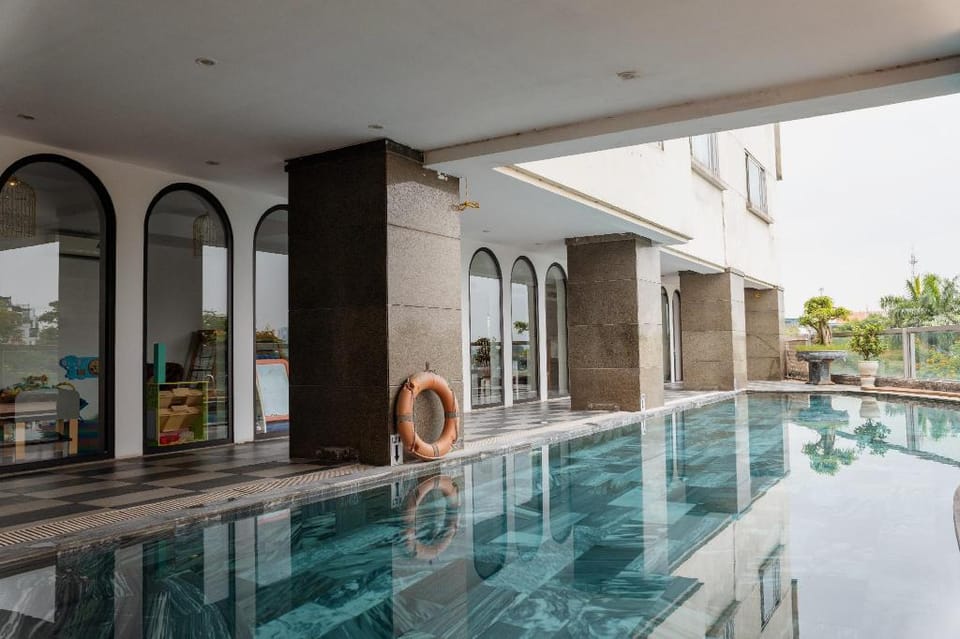 CENTRAL SERVICED LAKE VIEW 2BDR IDEAL FOR FAMILIES Apartment in Hanoi