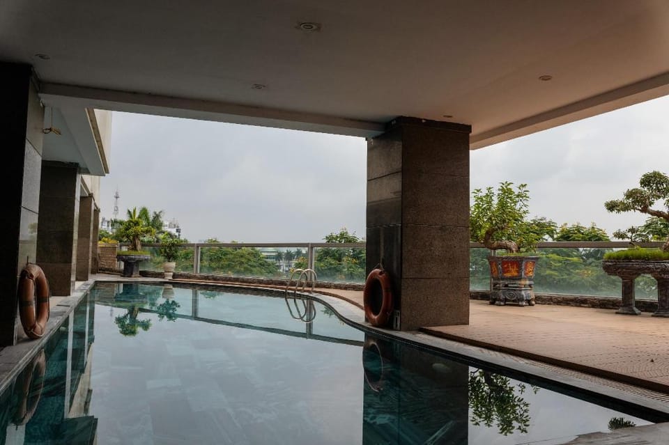 CENTRAL SERVICED LAKE VIEW 2BDR IDEAL FOR FAMILIES Apartment in Hanoi