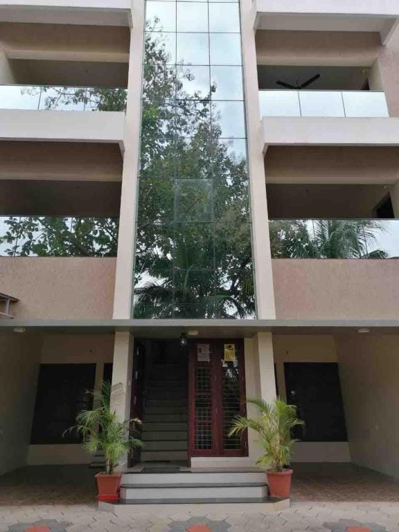 Athrakkattu Enclave  Luxury Apartment For 6 Vacation rental in Thiruvananthapuram