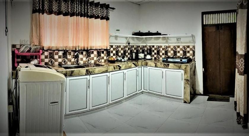 White House Vacation rental in Southern Province