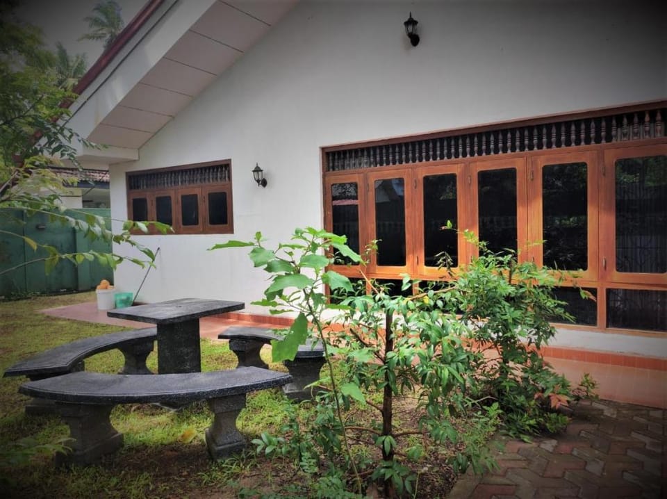 White House Vacation rental in Southern Province