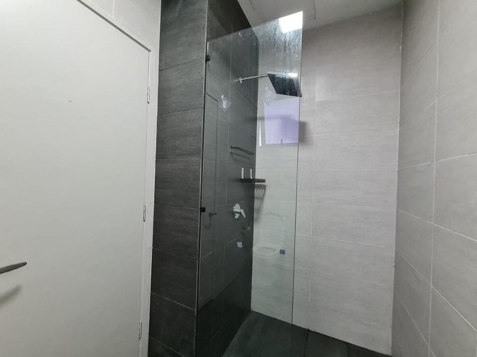 Luxury Prestige Troika 2R1B | Netflix WiFi | 11-6 Vacation rental in Malaysia