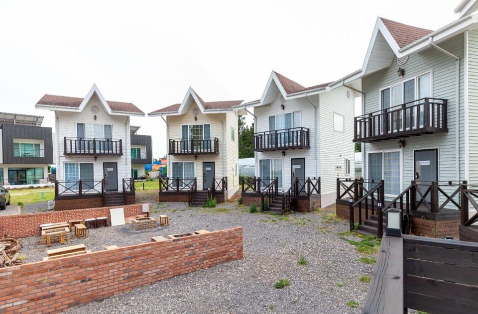 Seogwipo The Hyeyum Dokchae Pension Bed and Breakfast in South Korea