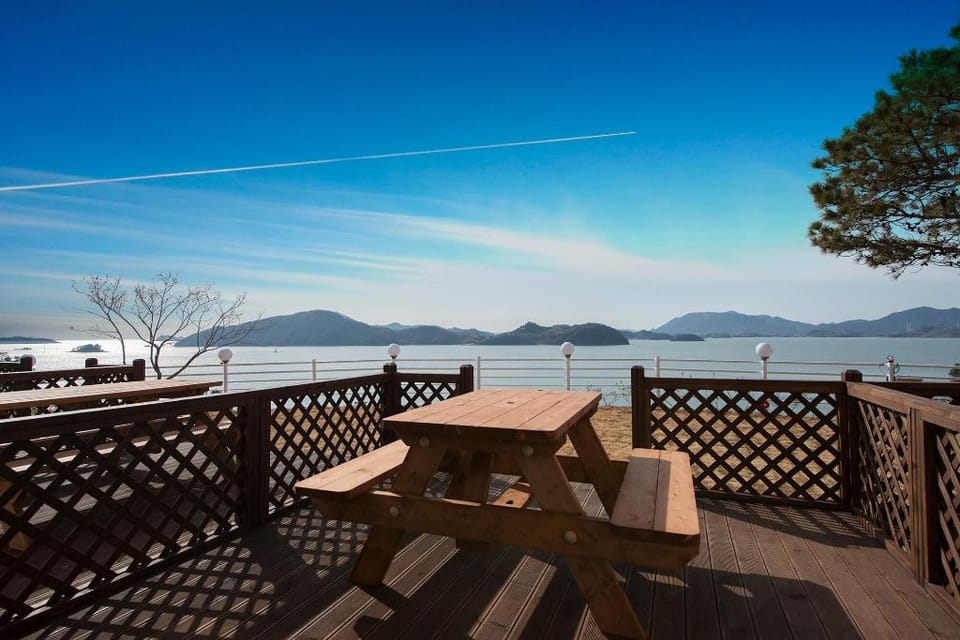 Yeosu byeol heneun bada pension Bed and Breakfast in South Korea