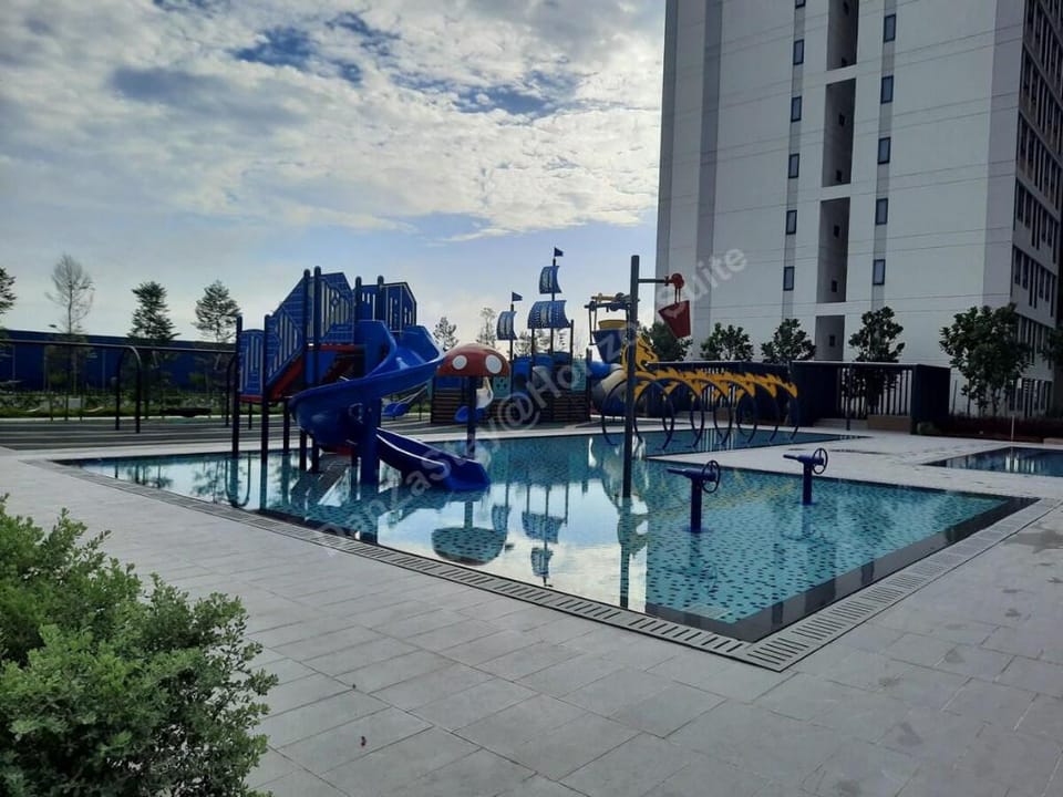 DanZaStay1@HorizonSuite - nearby KLIA Apartment in Selangor, Malaysia