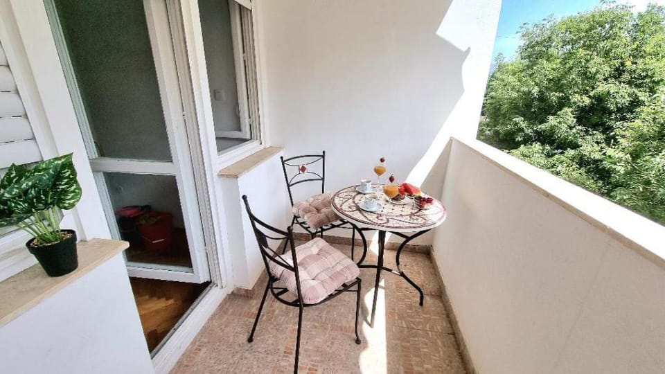 Apartman Dioklecijan *** Apartment in Split
